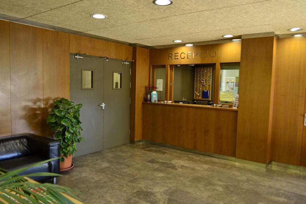 Residencia Salesiana Marti-codolar Gasthof